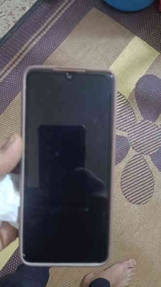 للبيع ذاكرته 128 بدون كورتونه جهاز جديد كلش بس بي فطر بل ضهر ومامثر ابد صوته قوي شاشه بلاديه كامل سعر 170 وبي مجال مكاني سيف سعد ***********
