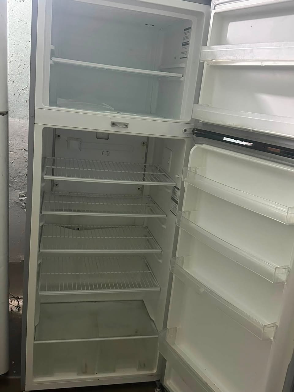ثلاجه ٢٠ قدم اخو الجديد مستعمل كلش قليل سعر ٣٠٠ بيها مجال شراي تعال خاص عنوان كركوك


**إذا كنت صاحب هذا الإعلان وتريد حذفه لأي سبب، رجاءا أرسل رسالة إلى الدعم الفني**