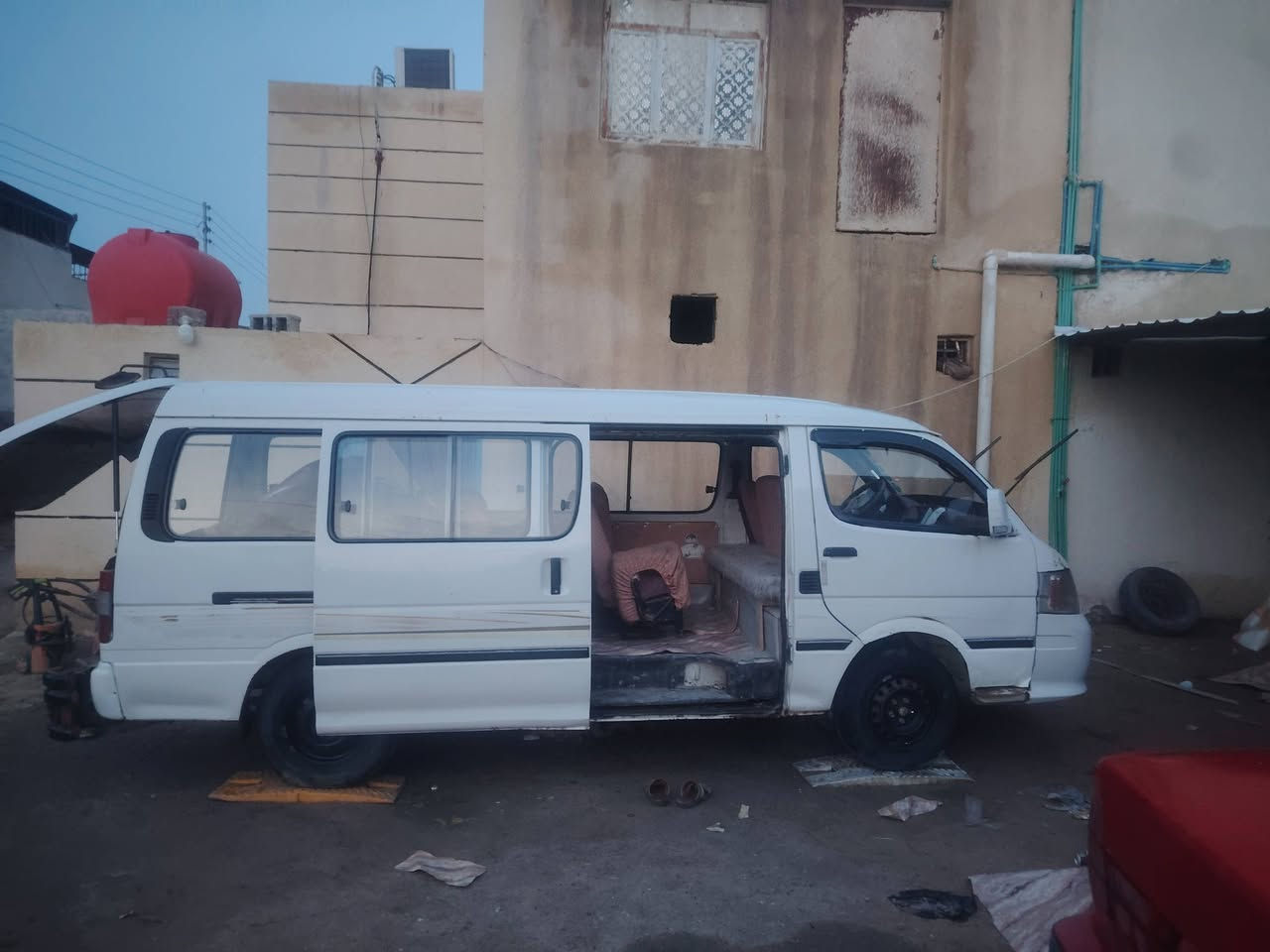 فتون 13 عنوان البصره هارثه عمود 86   مكينه وكير مكفولات تخم تاير الكشر نضيف +شاشه ومضخم حداديه 75 بلميه رقم الهاتف *********** السعر 55 بيها خطين طلاب الا تريدهن سياره جاهزه.
