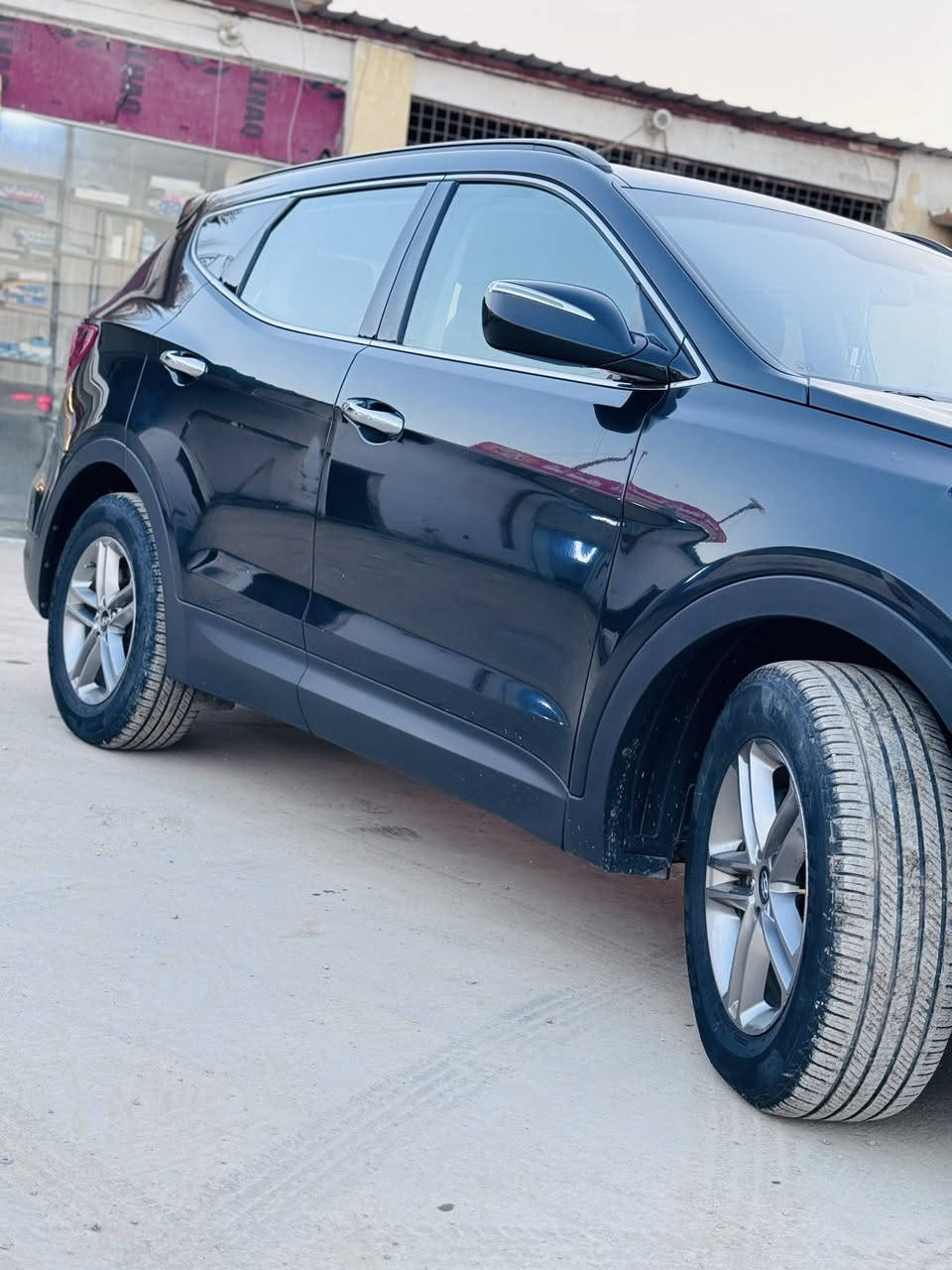 اسلام عليكم
للبيع سنتافي 2018 وارد امريكي. حادثه خشم البنيد صور موجوده معا السونار داخل المنشور  الباقي كفاله ع سونار 
رقم واسط بسمي دولي 
محرك 2.40. فورويل 
حساس امامي كشاف ضباب 
لد حاجب 
كشنات امامي وخلفي هيتر 
بردات خلفيه بلادي 
تكايه حامل أكواب 
هيتر ستيرن 
مثبت سرعه ذكي منحدرات 
رادار بل مري +اشاير بل مري 
تبريد قطعتين
شاشه +كامره خلفيه +حساس 
سنويه ل 2030 توني مجدده هزه ل 27 
مكاني بابل _ المدحتيه_قرب سيطره الباشيه 
السعر 148 ورقه|\للاستفسار /***********
