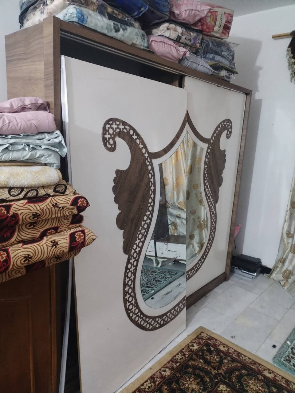 كنتو جرارات ومراية للبيع المكان نجف حي المعلمين للتصال***********
