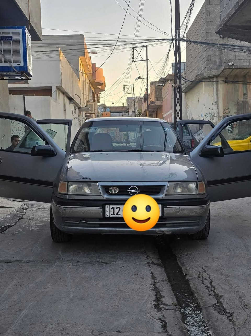 للبيع... اوبل فكترا حجم 16 موديل 93 سنوية.  جديدة بأسمي لل 2030 كابون بانزين..محرك وكير شرط..لاصرف ولانفخ...صبغ ومعجون مابيها شرط...بيها قطعة وحدة تبديل...سعرها 45 وبيها مجال...
***********
***********
