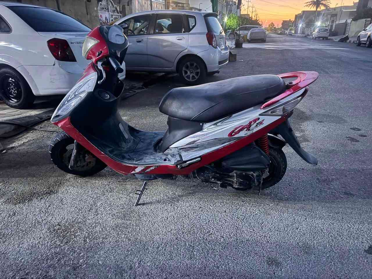 سلام عليكم بيع دراجة كامكو عداد 140 دراجة جاهزة من كل النواحي بس كفر جارد من الشمس شوي دراجة على وضع الشركة لا تنقيص لا تبخير 
عنون كوت الكفاءات 
السعر 500$
وبيها مجال 
***********
***********
