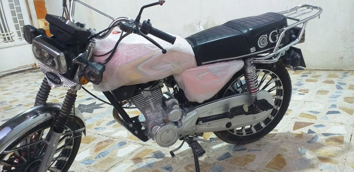 السلام وعليكم من رخصه الادمن دراجه ايراني للبيع محرك 200 للاستفسار اتصال على الرقم ***********
