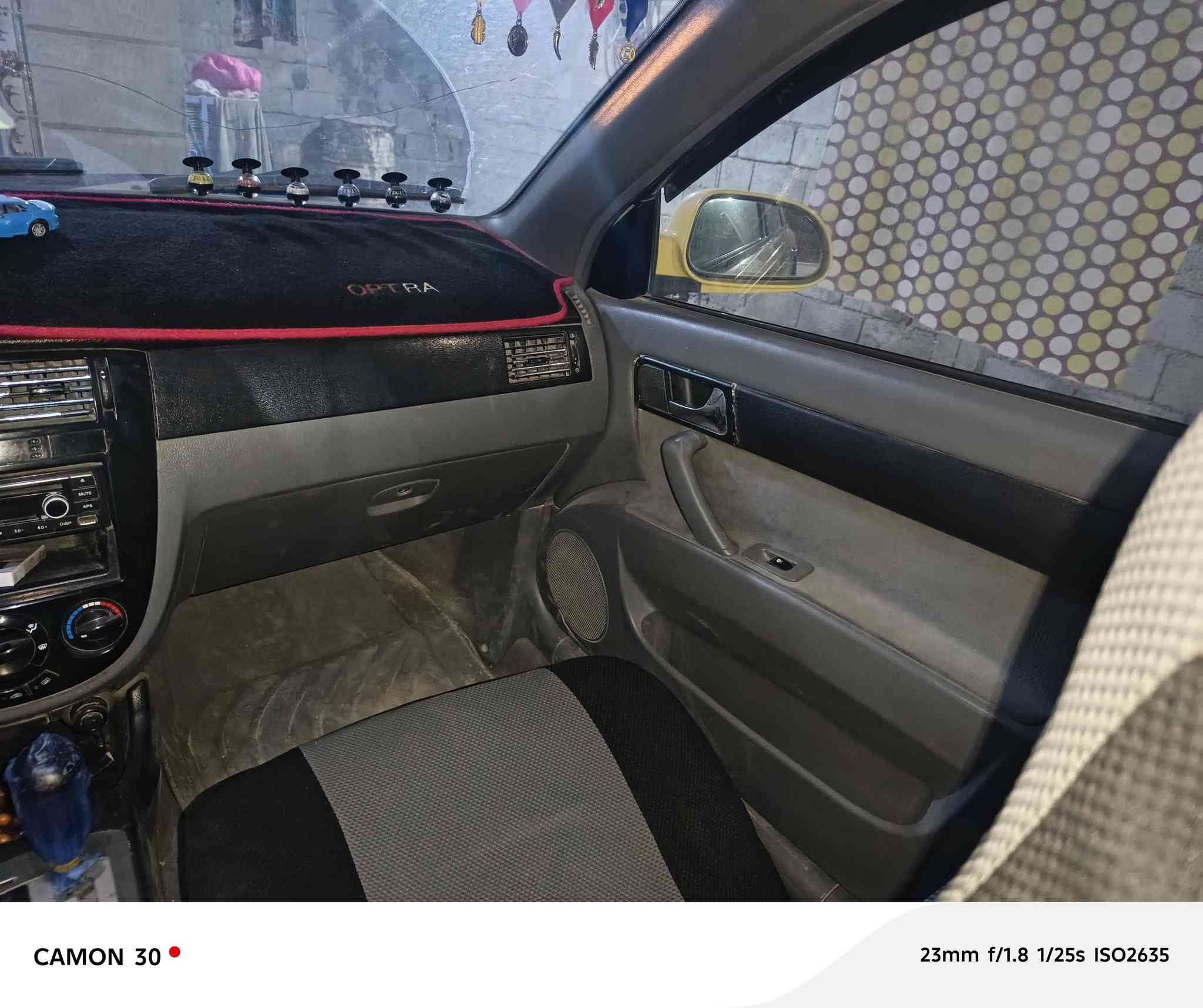 السلام عليكم اوبترا ١١للبيع مكينة وكير كفالة سيارة نقصهة بس جويتر سيارة تخم تاير جديد مصفرة هيئة حادثهة جاملغ خلفي وربع البنيدسنوية ال٢٨ مكان السيارة بابل المسيب السعر 62وبيهة مجال ‏‪***********‬‏
