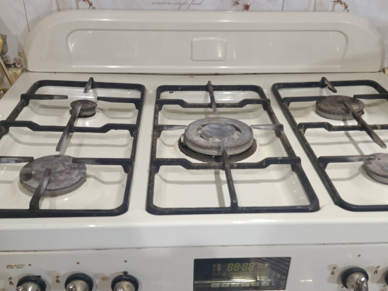 بيع سريع ب300 وبي مجال جديد مستعمل فترة قليل والفرن مالته مامشوي بي مرتين لو تلاثه بس.
للأستفسار التواصل عل الواتساب

***********
