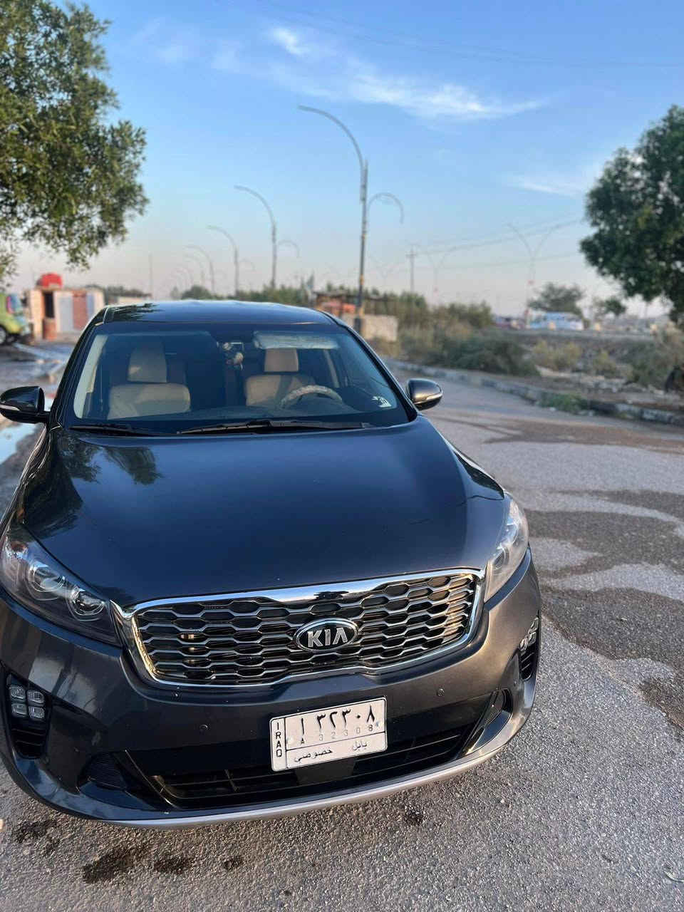 السلام عليكم:
كيا سورنتو موديل 2019 وارد امريكي رقم بابل باسمي حادث جاملغ وبنيد السونار مرفق مع الصور بدون دواخل شاصي لغد محرك مكفول 

سياره جديده 

ماشيه 120 الف

المواصفات:
فور ويل 

رادارت 

شاشة كبيرة 

كامرة دوارة

تحكمات ستيرن جهتين

6 سلندر

اشاير بالمري

قطعتين تبريد 

السعر185 وبيهة مجال
 ملاحظه.. الكير بي عته 
 للاستفسار  ***********

العنوان واسط الكوت / مركز المدينه
