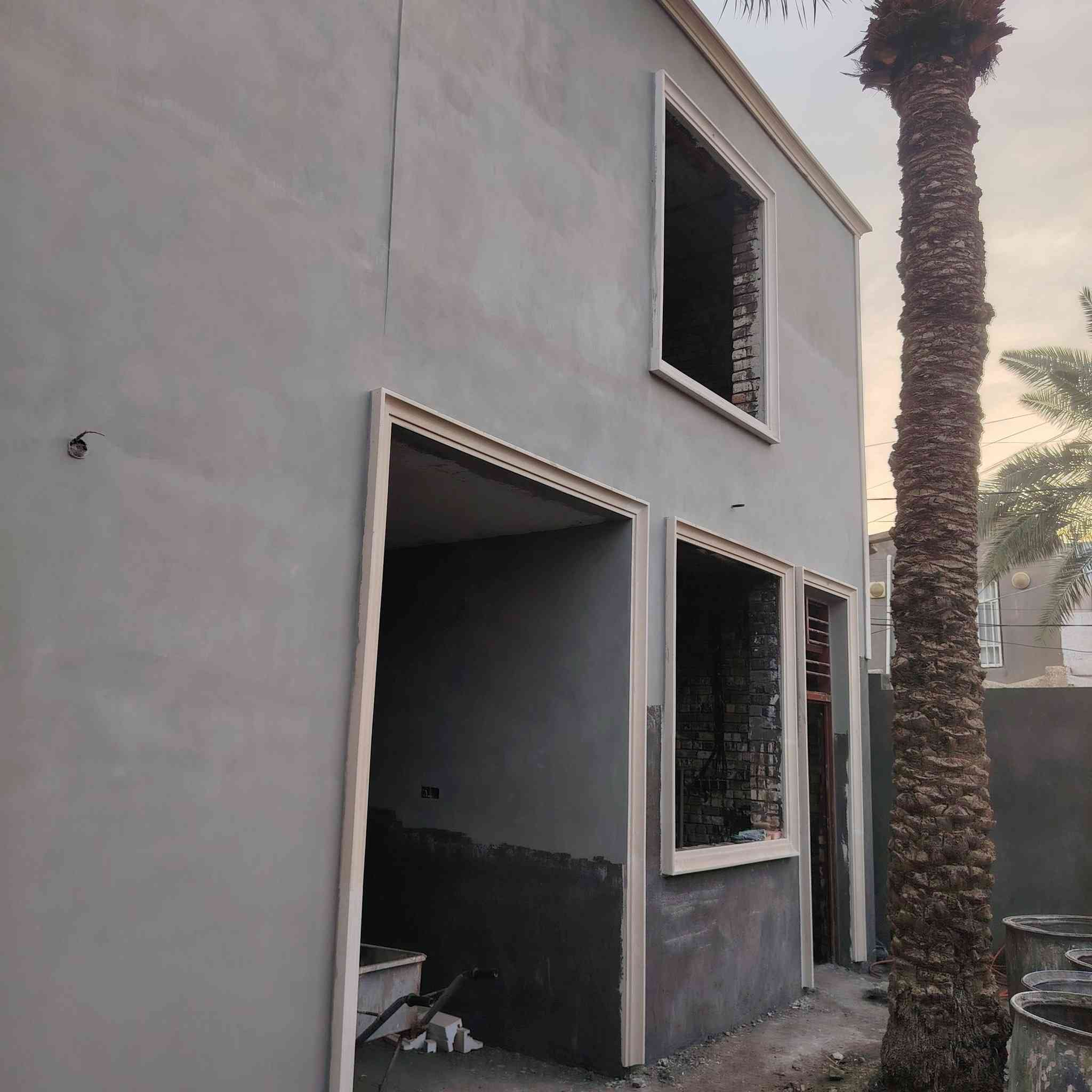 السلام عليكم خلفه لبخ ابياض وجراره وتكنيد شغل واجهات وديكورات وفوم وتقطيع وابياض رقمي للتواصل واتساب واتصال ***********
