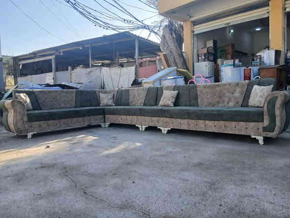 السلام عليكم 
ديوان ١٠ مقاعد نظيف مابي اي ضرر سعر ١٧٥ مكان بعقوبه منطقة شفته شارع المفوضية استفسار ***********
