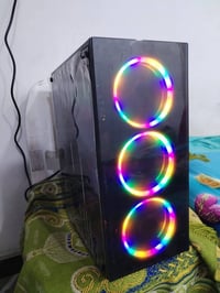 RX 580 • Xeon 2680v3 • رام 16