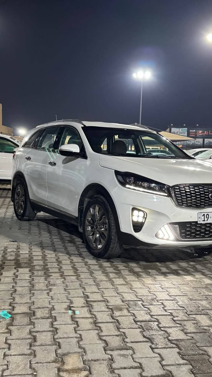 سلام عليكم

كيا سورنتو 2019 
خليجي كفاله عامه من ضربه وصبغ وتبديل 
فقط بارد اربع اصابع
قماره حديد فول مواصفات 6 سلندر 
7 راكب 3 قطع تبريد 
بصمة تشغيل وابواب وصندوق كهرباء 
كشنات امامية كهرباء 
اشاير بالمري والمري كهرباء  وترحيب عند الاقتراب
شاشة كبيرة كار بلي كامرة خلفي
حساس امامي خلفي 
وباقي المواصفات المعروفه 
رقم كربلاء سنوية بأسمي 
مكاني كربلاء الملحق 
سعرها 245
*********** كربلاء, العراق
