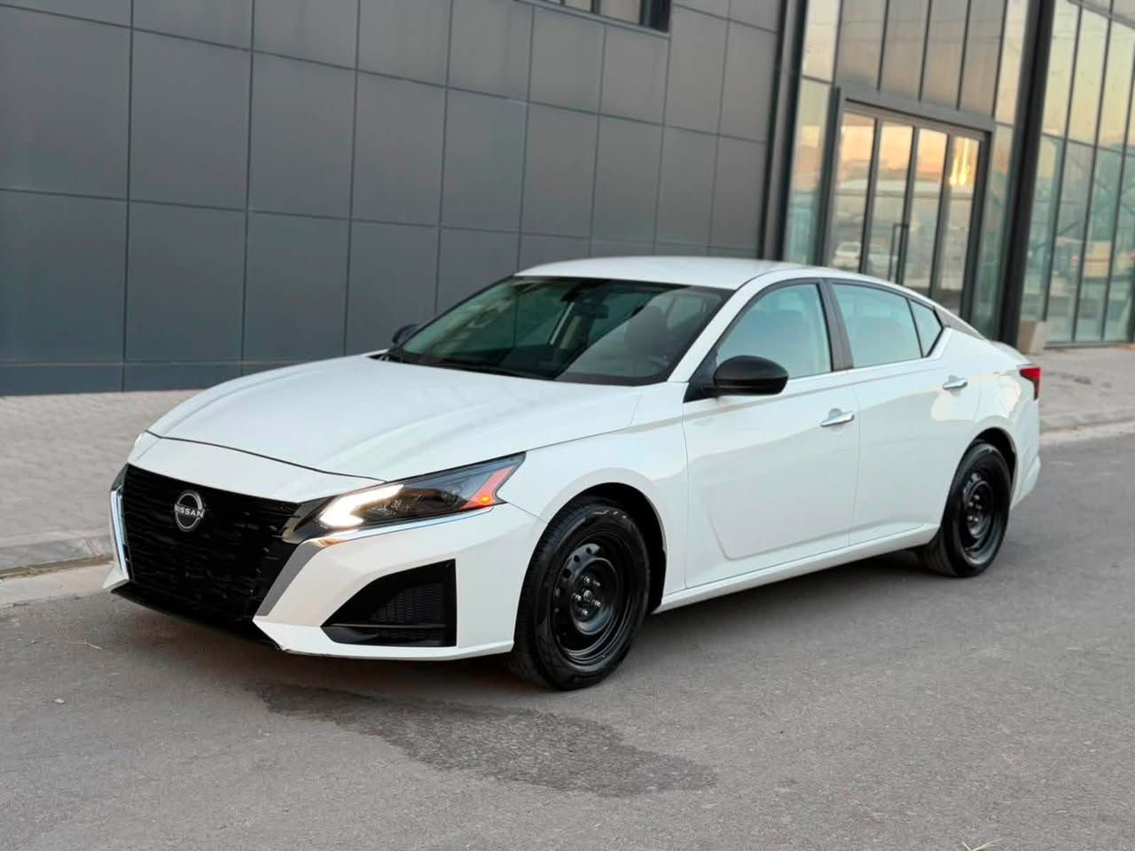 Nissan altima S
موديل 2024 
7 الف ماشي 
الضرر - جاملغ السايق و السكن + ونص البنيت صبغ بدون دواخل  فقط ايرباك ستيرن طاك 
رقم كاتي تترقم شمالي 
عنوان- سليمانيه 
***********
