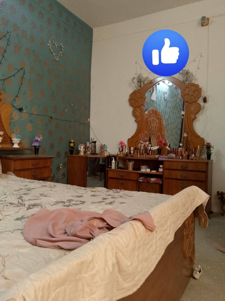 غرفه نوم ملحق نضيفه عنوان موصل
الاستفسار عل رقم ***********
