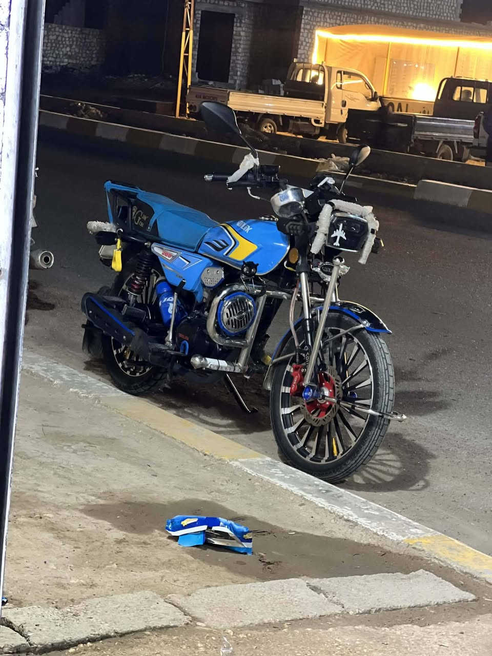 سولنك موديل 25 ماشي 3 الاف اوراق سويجات 2 بصمات 2 الماطور زيرو بعده
وصل مليون 1000000 فل الفول كماليات عندك زود كل الهله بيع فقط 
واي استفسار هاذا رقمي ***********
