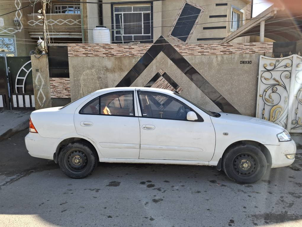 السلام عليكم للبيع او المراوس نيسان سني بدي كوري موديل ٢٠٠٩ كير ومكينه خير من الله صدر امامي خلفي جديد تخم تاير جديد تبريد شغال جام كهرباء كهربائيات كلها شغاله يحتاجلها صبغ فقط باقي السياره جاهزه حادثها جاملغ جهه السايق السعر ٧٧ وبيها مجال 
مكاني الدوره ابو دشير 
رقم الهاتف *********** بغداد, العراق
