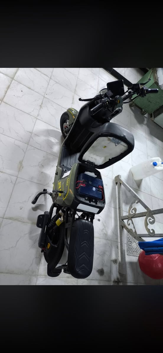 سلام عليكم دراجه شحن أر ٩كامله مكمله نضافه كدام عينك بيع او مراوس اب بيجي سعر ٤٠٠ مكاني أم عصافير رقم ***********
