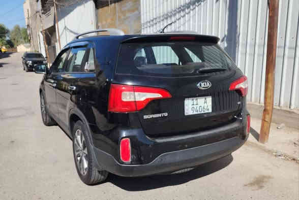 السلام عليكم
للبيع او المراوس
كيا سورنتو ٢٠١٤ 
السياره خليجي كويتي اصل
كفاله عامه
داخل جلد قرميدي
فول اعلى فئه
٦ سلندر
بانوراما
٧ راكب
كراسي جلد كهرباء
كراسي تدفئه تبريد
حساس امامي خلفي
لدات امامي خلفي
شاشه جبيره وكامره
مري شفط
اشاير بالمري الجانبيه
٣ قطع تبريد
ستيرن تدفئه
تخم تاير جديد
رقم جديد
فحص وهزه جديد
للمعلومات
***********
العنوان بغداد
