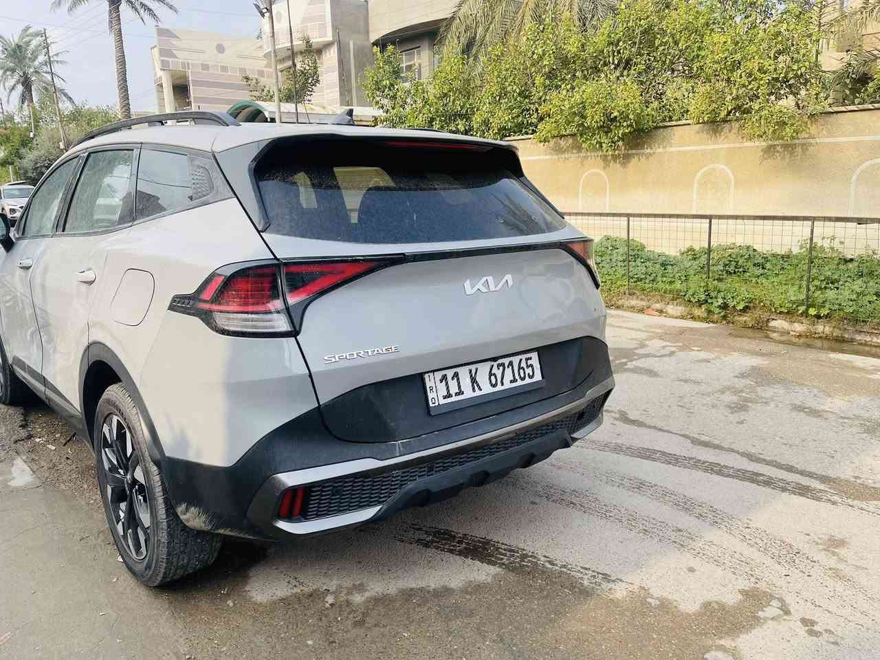 سلام عليكم
سبورتج للبيع يالله 

امريكي موديل 2023 لون سموك

- ضرر السيارة صندوك جنطة ضرر بسيط

- ⁠وجاملغين وبنيد

-مواصفات  

بصمة

كشنات جلد 

شاشة متصلة 

صندوق كهرباء 

شحن وايرليس ومنافذ شحن خلفية 

رادار امامي وجانبي 

حساسات 

كرسي سائق كهرباء والكراسي الامامية تدفئة 

هاند بريك دكمة 

ترحيب عند الاقتراب وبصمة دخول ذكي 

تشغيل عن بعد 

-انظمة قيادة( سبورت، نورمال ، سمارت )

قطعتين تبريد  

فور ويل 

قيادة ذاتية ( تحديد مسار وتحديد سرعة ) 

توقف ذاتي

اشاير بالمري 

شاشة لمس متغيرة للتحكم بالميديا والتبريد 

تحكمات فول بالستيرن وبعد بيهة مواصفات 

-سيارة ماشية 30 الف مرقم بغداد 

باسمي تحويل ثاني يوم

المكان بغداد البلديات 

السعر 178 رقم هاتف ***********
