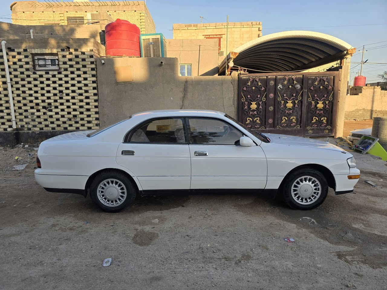 السلام عليكم بطة متصل موديل 1993  رقم بغداد الدولي باسمي تحويل مباشر هزة جديدة سنوية جديدة

كفالة من كافة الشرعيات والنقل جثة والكصة والضربة والصبغ فقط مكانات قليلة

محرك 2500 ديلكو لا تنقيص ولا تبخير

تبريد شغال كهربائيات كلها شغالة

تخم تایر جدید

السعر ٦٥ وبيها مجال للشراي

العنوان النجف ناحية الحيدرية للاستفسار اتصل ***********
