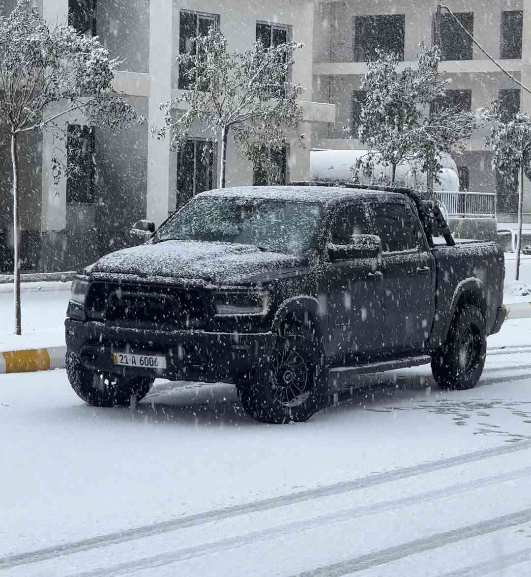 رام ريبل RAM Rebel

موديل 2021 | ماشية 52 مايل

كليين تايتل

بدون حادث, فقط شخط و رش بباب السايق هنا بالعراق

السعر 410 

داخل لونين احمر و اسود جلد

بانوراما على طول السقف

تشغيل عن بعد

رادارات

حساسات

كامرة 

غطاء بدي

محجر اصلي و ليس صيني 

كل غراضها شرط وكالة و احسن مموجود 

مبيها برغي نقص 

محرك ٥٧٠٠

كشن كهرباء 

تبريدها ثلج وغرفتها فول نظافة

رقم مميز سليمانية 

السيار معدلة ويالة شركة ….. و مرفعة من امريكا

ملاحظة الشاشة التسلة نكسرت و بدلتها بشاشة اصغر لان عندي طفل

***********
