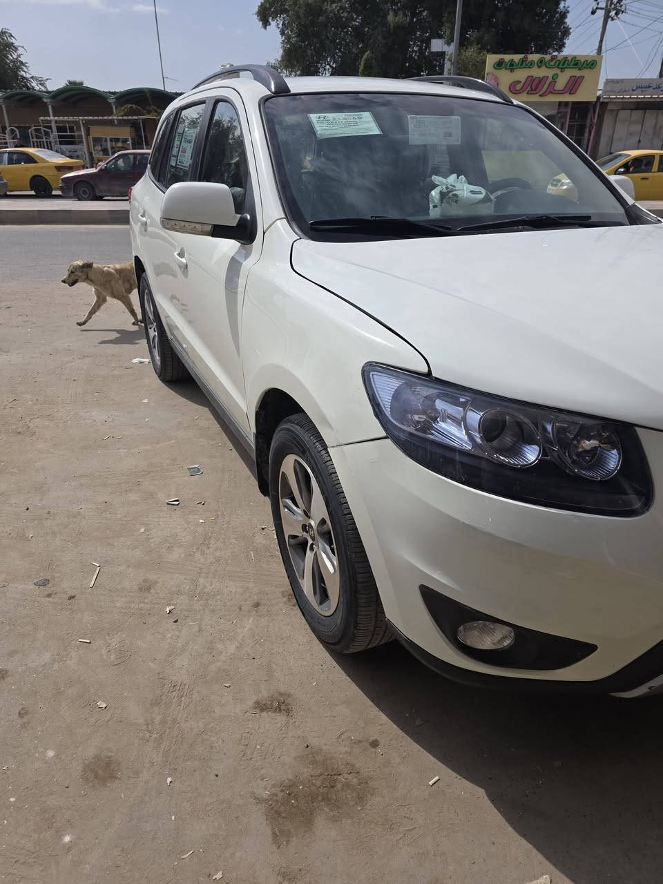 سنتافي للبيع موديل ١٢ خليجي سنويه ٢٨بيه جاملغ خلفي عكس السايق للاستفسار *********** *********** السعر ١٣٠
