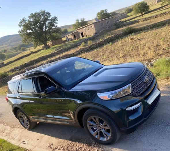 FORD -  EXPLORER - 2024 
فورد اكسبلورير ٢٠٢٤ / vip 
سعر / ٢٧٩ ورقة
لون / مميز استيراد خاص 
ماشية / ١٥ الف مايل فقط 
مواصفات/ فــول مواصفات - بدون فتحة 
* كشنات منفصل رئاصي + فور ويل + شغال + ويل كروك اسود حجم كبير + شاشة + كاميرا + رادارات + داخل ابيض و اسود + اوتو هواد و بريك بصمة + لايتات ليد و زينون + بروجكتر + تبريد مركزي + ستيرن خياطة + وضعات قيادة زكية + مرايات تنعكس اضوية ….. الخ 
* رقم اربيل 
* حادثها فقط دعامية تعتبر كلين . 
* ايرباك ستيرن و بردات راجع سيستم بلادي 
* رقم شاصي / 1FMSK8DH9RGA83140
رقم موبايل / *********** أربيل
