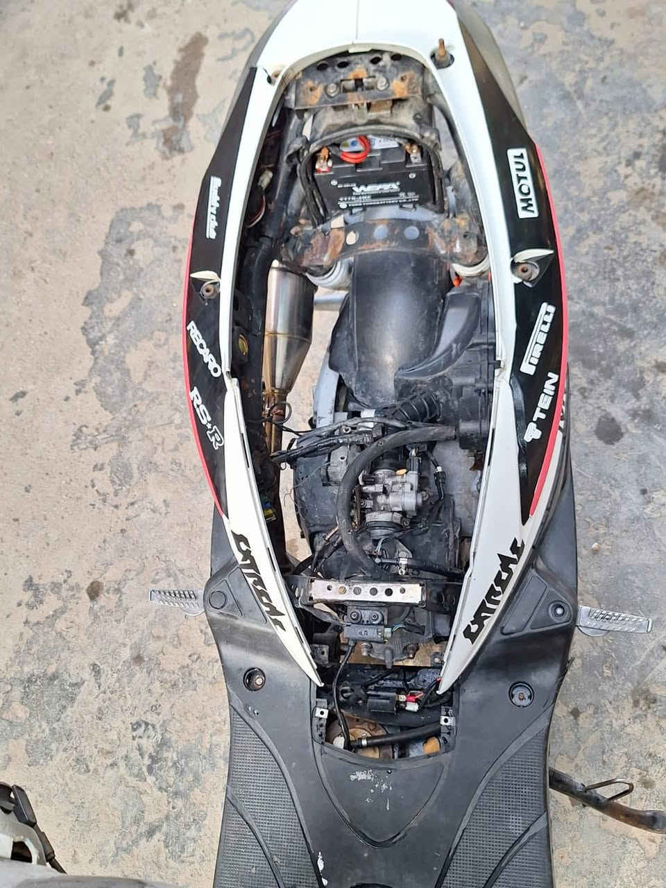 السلام عليكم سكنس فحل نوزل8زرو طلاعات بوشة 58 ونص 
دبل امامي رياضي 
كلجات رياضي 
سلف رياضي 
صالنصة بوري عدل 
كفرات موشم 
الدراجة بكل وقت نكرة سلف 
مابيهة اي نقص 
السعر مليون و100وبيهة مجال للشراي 
للتواصل وستاب فقط ***********
