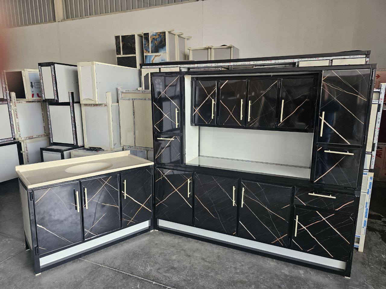 ما عليك بس  احجز والطلب يوصل لباب بيتك 🤗🌹🤗..
كاونتر #دبدوب ارضي وملحق مترين  مع  سنك متر و20 مرمر
💥 (المنيوم سوكي)💥

كاونتر مترين ارضي وملحق مع سنك متر و٢٠ مرمر . 

♥️♥️السعر 300/ الف♥️♥️

التوصيل،🚚🚚

بغداد داخل  مجاني

15 /اطراف  بغداد 

15//رمادي +فلوجه + كربلاء +بابل

25// مركز واسط  
50//أطراف واسط
25 /الديوانيه +النجف
35//ديالى
35/ السماوه+  الناصريه+  العماره + البصره

🔴🔴🔴🔴🔴🔴🔴🔴🔴🔴🔴
خدمة توصيل فقط المحافظات المذكوره 
للحجز والاستفسار مراسلة البيج أو وتساب


**إذا كنت صاحب هذا الإعلان وتريد حذفه لأي سبب، رجاءا أرسل رسالة إلى الدعم الفني**