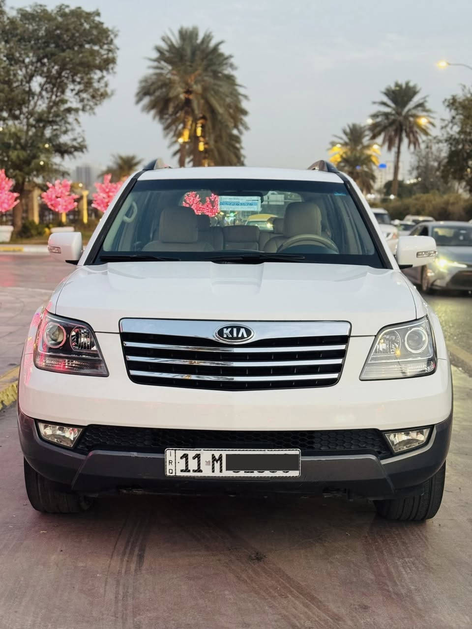 السلام عليكم للبيع كيا موهافي 2014 فول ما عدا البصمه
ماشيه 98 km رقم بغداد الدولي بأسمي 
السياره مكفوله كفاله عامه ماعدا شخط بسيط بل باب الخلفي مكاني بغداد الكرخ السعر (166) وبيهه مجال 
*********** / ***********
