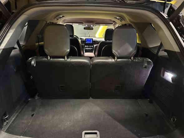 سلام عليكم فورت اكسبلور٢٠٢٢ مواصفات لمتت ٤*٤ كوشت تبريدتتفيه سوكان هيتر برده كوشن خزن كوشن ملكى شحن وايرليس صنوق شفت بنسبه صبوخ بس ده عامى امامى صبوخ ماشيه ٢٧ مايل سعر ٢٦٨ بيامجال ***********كاميرا ٣٦٠
