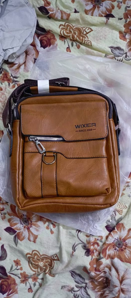 جنطة جلد بهذا الشكل انطوني سعر وبالعافية


**إذا كنت صاحب هذا الإعلان وتريد حذفه لأي سبب، رجاءا أرسل رسالة إلى الدعم الفني**