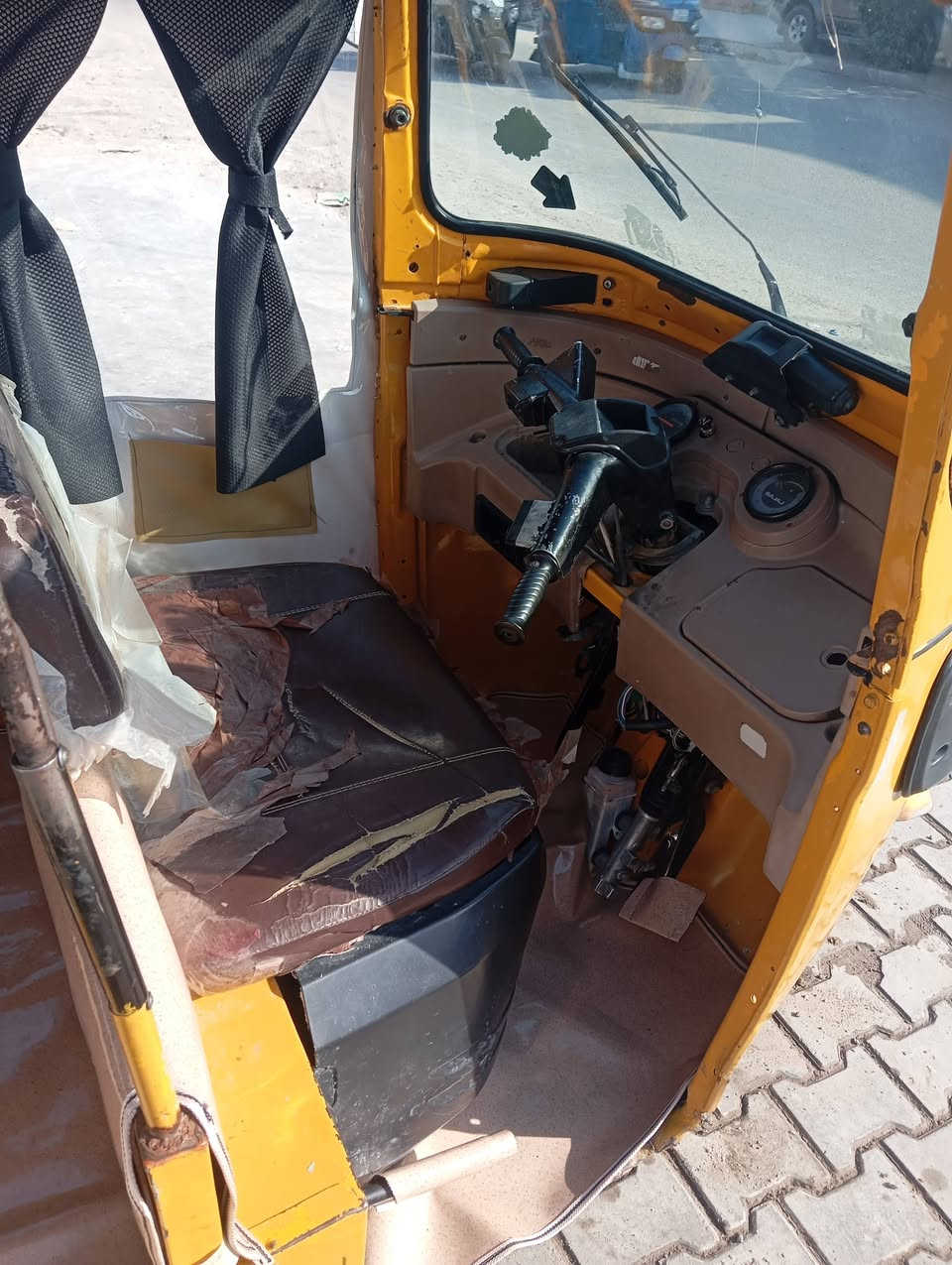 سلام عليكم تكتك موديل20 رقم بابل  تكتك جاهزه كبل لشارع تخم تأير جادر  تكتك جاهزه مذب عليهه ربع العنوان محموديه بغداد  السعر 4750وبيهه مجال بصيط حك الجيه مكلف بل نشر هاذ رقم صاحبهه ***********
