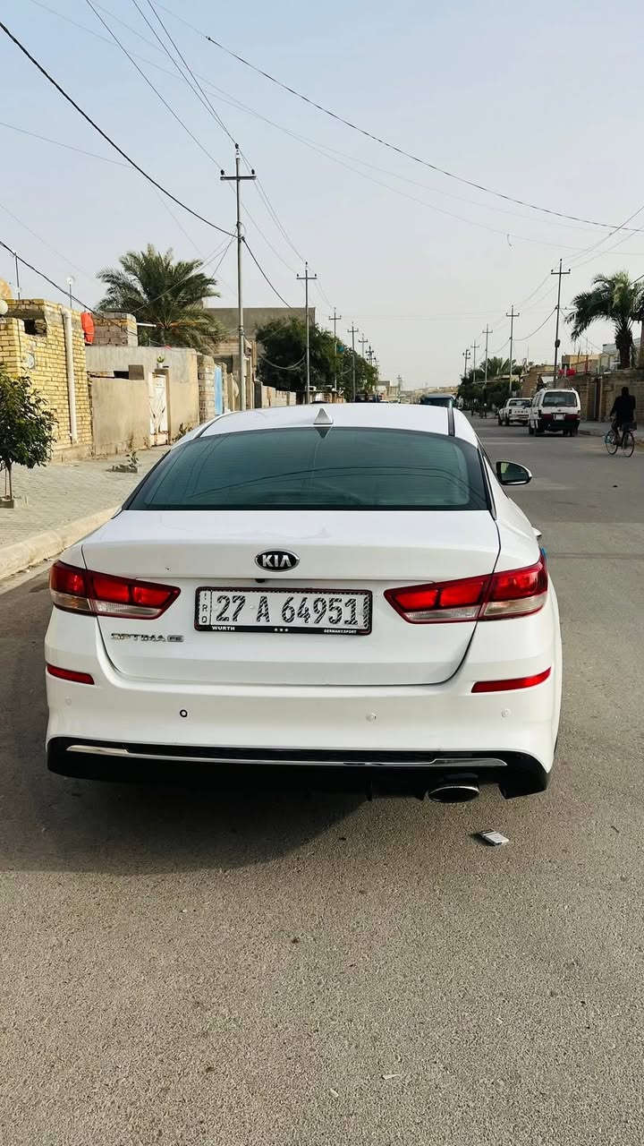 كيا اوبتما وارد امريكي 2019 
سنوية لل 2030 تحويل مباشر 
مواصفات Lx
بيهة جاملغ وبنيد صور الحادث بالمنشور 
كير مكينة تبريد كفالة جاهزة من كلشي السيارة معروضة 135 وبيها مجال
مكاني واسط قضاء الحي 
***********

