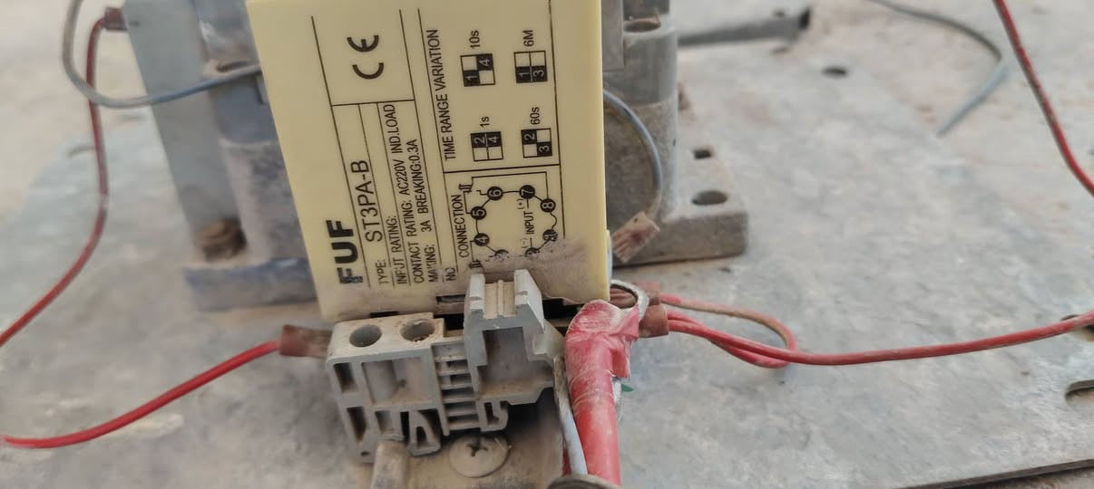 جونجكتر  العدد3 100 انبير لواحد مستعملات موسم واحد  نضيفات مكان بغداد ***********
