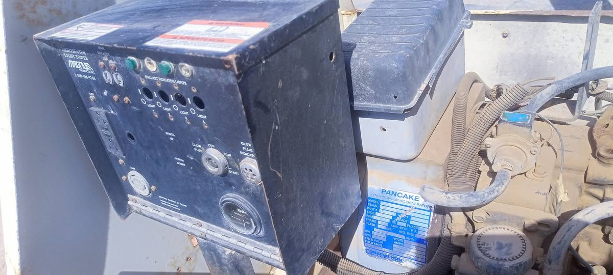 السلام عليكم مولد للبيع محرك كايم وياه محرك ثاني كل غراضه موجوده ما بيه نقص 6كيفي السعر 9وبيه مجال للستفسار الاتصال على الارقام التاليه ***********.  ***********
