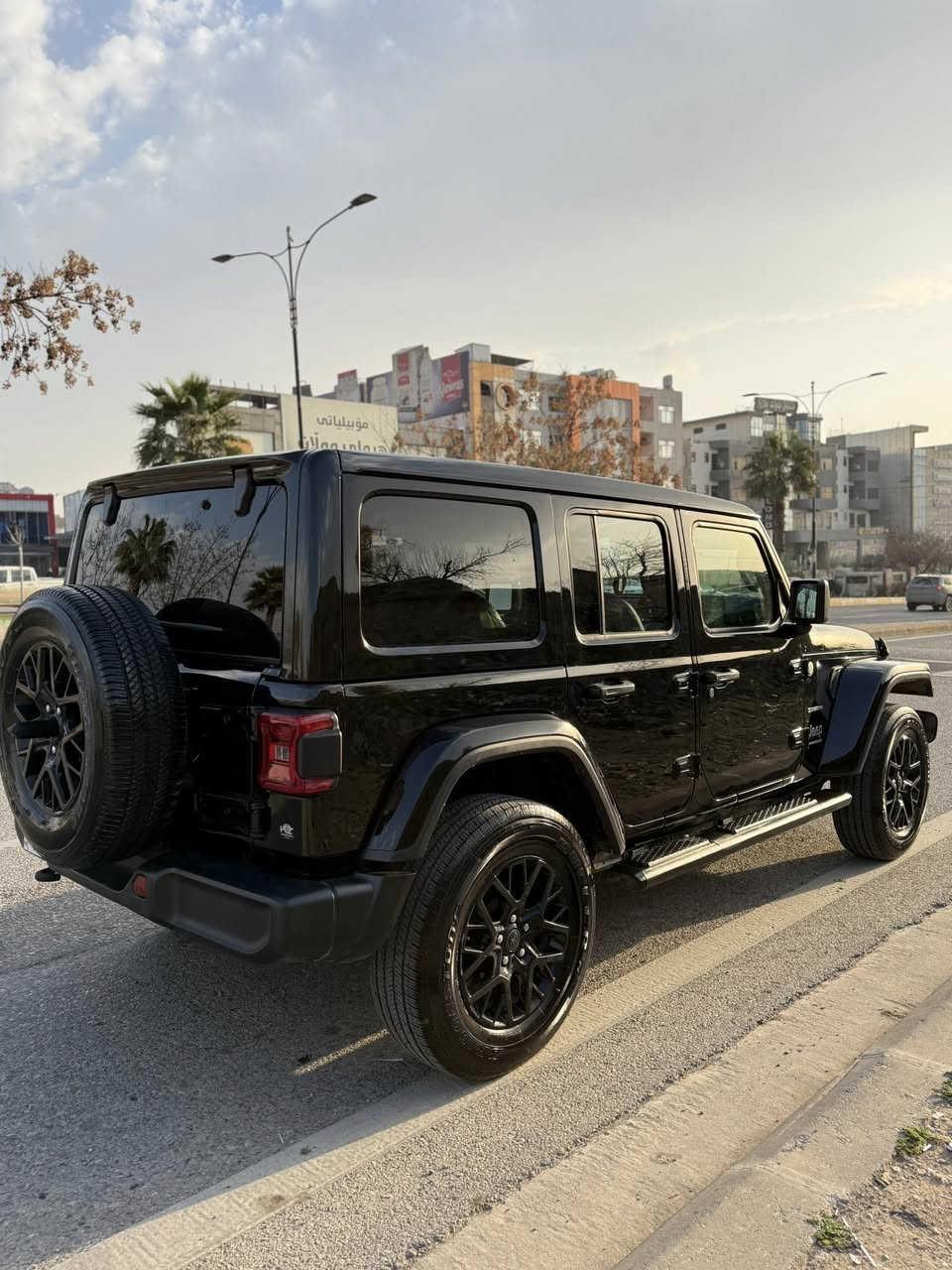 جيب رنگلر ٢٠٢٤ سحاره
بدون بوياخ
فوول مواسفات

سقف بانوراما
مكينه ٢٠ توربو

ماشيه ٢٩ m

كشن كارباي
رادار
سقف بانوراما

سياره كل نضيف بل شرط
اكسل مكينه گير

سليماني
 سعر
٣٢٧

***********
