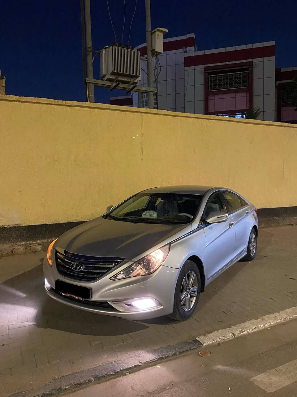 السلام عليكم سوناتا 2014 (غاز غاز)
كصة جنطه السياره شغل باجات مضبوط 

ارقام وسنويه شمالي اربيل الدولي مرتب

كير مكينة تبريد حداديه تخم تاير كله جديد

مكينة 2000 دوش انسى الصرف غاز بلادي

كشنات جلد شاشه حساسات خلفيه مري شفط

السياره جاهزه للاخير 

سعرها 48 وبي مجال قليل للشراي 

مكاني بصره رقمي ***********
