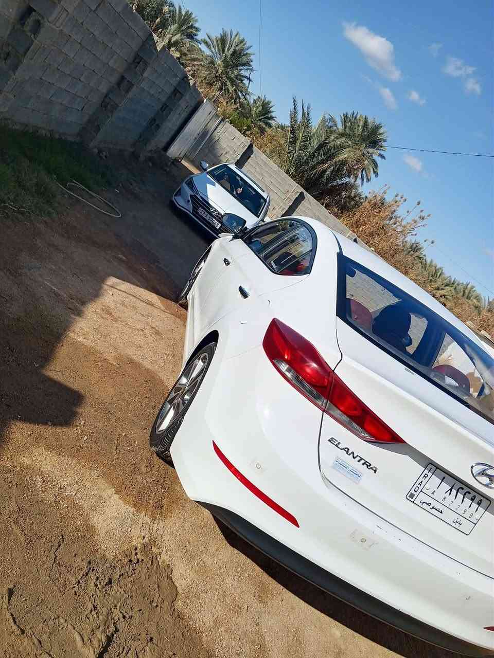 النترا موديل 18 سياره مكفوله عده بردات بصيطه
كما موضح بسونار العنوان كربلاء طوريج سعر 150وبيه مجال اني مكلف بنشر رقم صاحب سيارة 
‏‪***********‬‏
