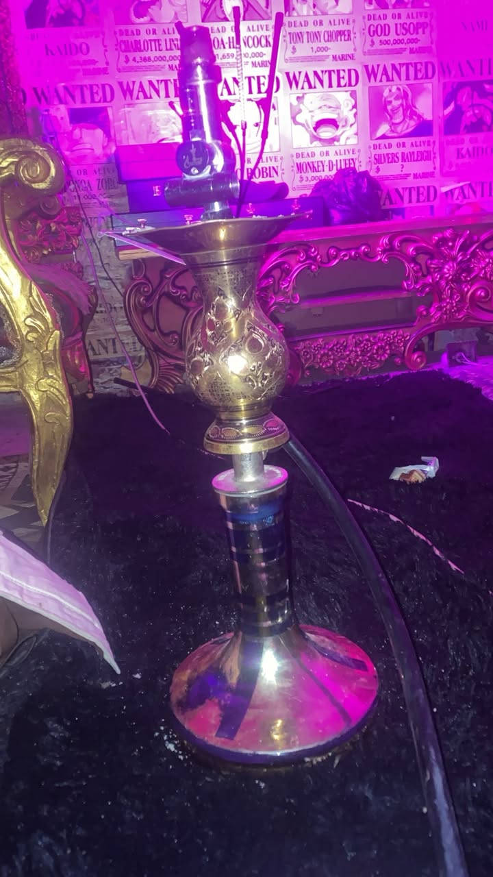 سلام عليكم نركيله طاهه سنفوره نضيفه شيشه مالته من شركه طاهه  اخذته ب ١٦٠ قبل فتره نفسهه  كلش حلو رايده ب ٩٠ وبيه مجال بصيط كله كامله  سامراء 

***********
