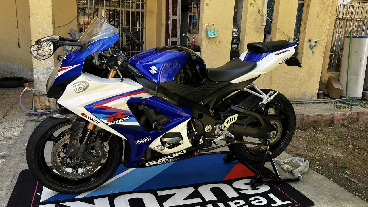 سلام عليكم للبيع جكسر 2008 بعده بحالت الوكاله مكفوله كفاله عامه شرط الفحص  دراجه مال رمبه دراجه بيه اضافات حلوه مكان الدراجه بغداد الحسينيه الشراي يتصل ويدلل خاص واتساب  ***********
