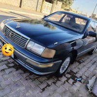 موديل ٩٣ • لون زيتوني • كهربائيات شغاله