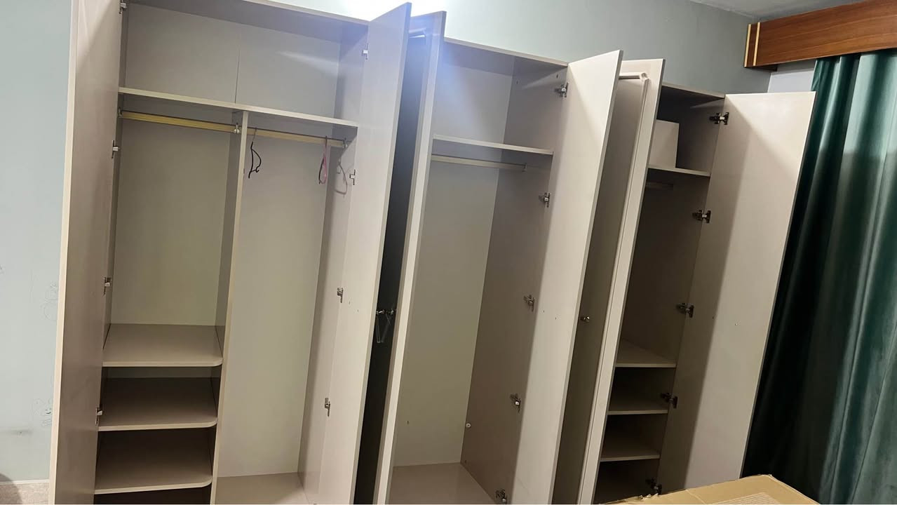 كنتور ست أبواب الوسط تحتوي على مراه احد أبواب المراه مفطوره لكن كل الأبواب والداخل بحاله جيده جدا بغداد, العراق


**إذا كنت صاحب هذا الإعلان وتريد حذفه لأي سبب، رجاءا أرسل رسالة إلى الدعم الفني**