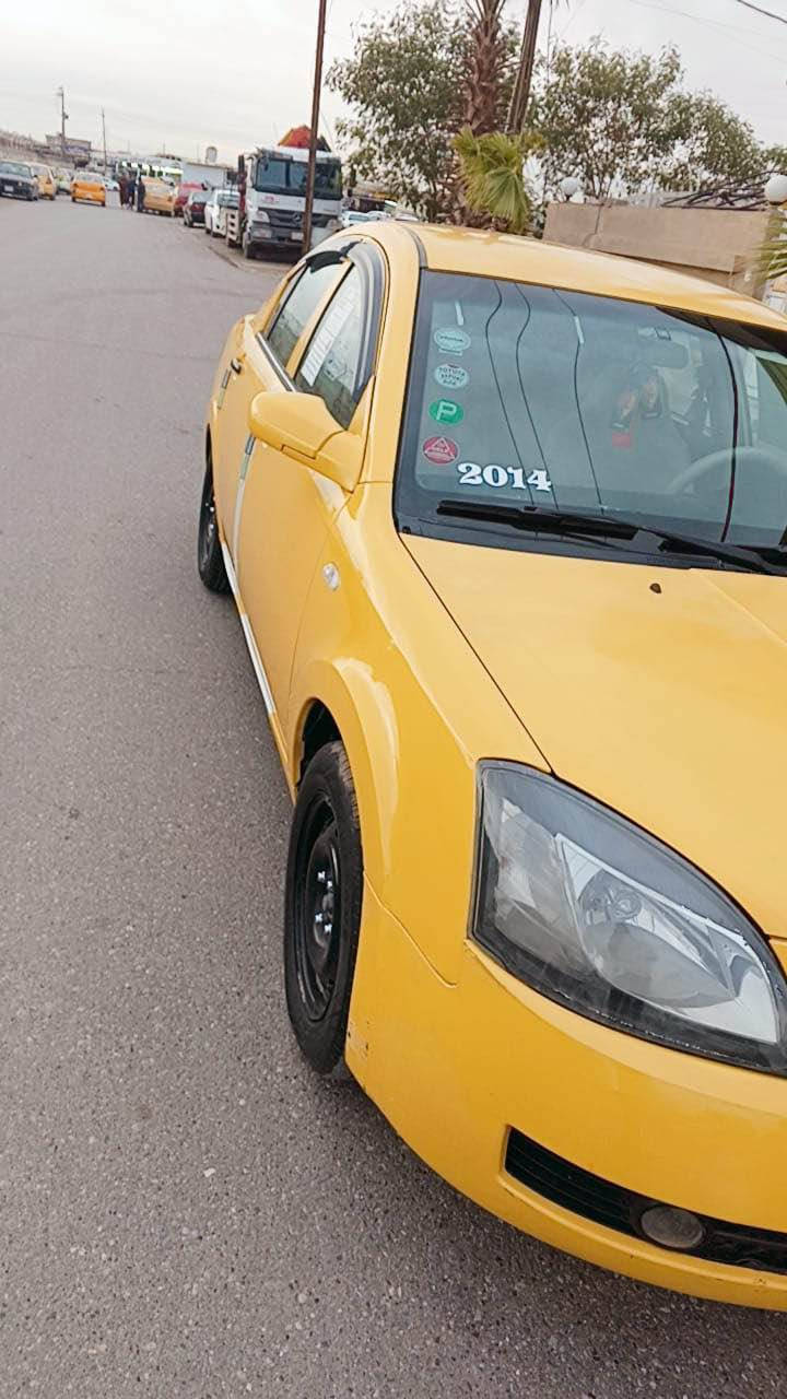 شيري موديل 2013 كلش نضيف 
بدون صبغ و دعم 
كلشي بشرط تبريد 
تدفئة 
ورقة بانزين 
شاشة ايباد 
طايرات جديدة بلباكيت 
فيت بمب و بلاكات و نوزلات حساس صالنصة كلة جديد 
سنوية و رقم كلة جديد 

مكاني كركوك 

*********** كركوك, العراق
