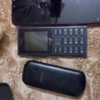 هذن موبايلات البيع ماعنده هواوي بس شاشه يريد فقط ابيعه سوه ماابيع واحد...