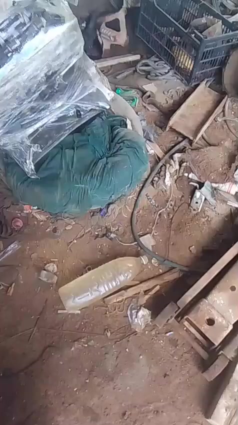 السلام عليكم مكينه شرط جديده ما مشتغله مفقط مقبطه سايبا للبيع 600 عنوان بصره أبو الخصيب رقم *********** اتصل وانا خادم
