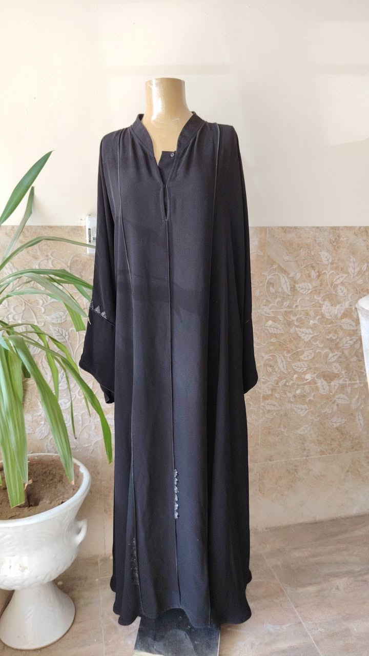 سلام عليكم بنات كسر صايات أو عبايات كتف من الباله الكويتي شي راقي 🌹✨🤍(ممنونه منكم إذا تعلقون حتى لو حرف ) العنوان :الكرادة اول بنايه ,مجاور صالون المسك ومحل الموبايلات .توجد خدمة توصيل واهلا وسهلا بيكم.


**إذا كنت صاحب هذا الإعلان وتريد حذفه لأي سبب، رجاءا أرسل رسالة إلى الدعم الفني**