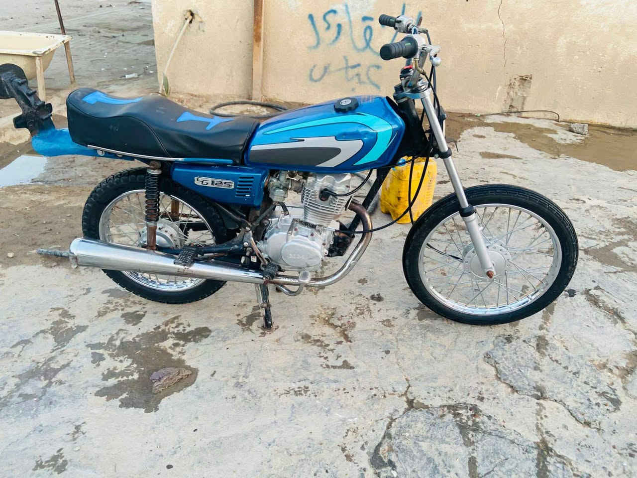 السلام عليكم 
دراجه للبيع بدون اوراق
 مكلف بل نشر 
مكانها قضاء الكحلاء السعر 450 وبيها مجال 
هاذ رقم صاحبها 👈***********
