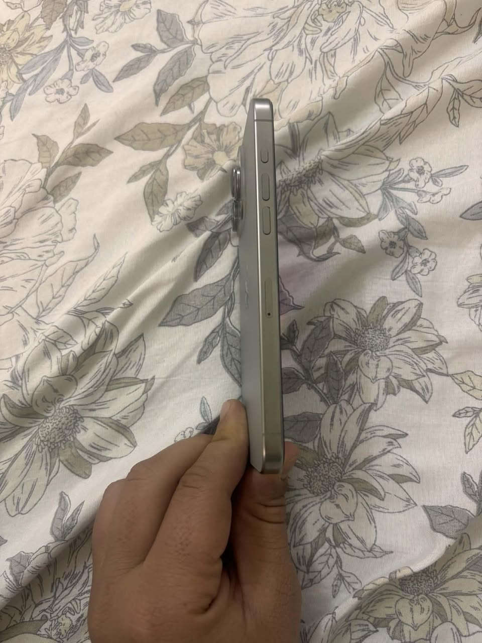 15برو ماكس تك سيم كارت بطاريه 96شرط ما مفتوح عدد دورات شحن  204 جهاز كلش نضيف    السعر مليون و100 ومروس حسب قناعه


**إذا كنت صاحب هذا الإعلان وتريد حذفه لأي سبب، رجاءا أرسل رسالة إلى الدعم الفني**