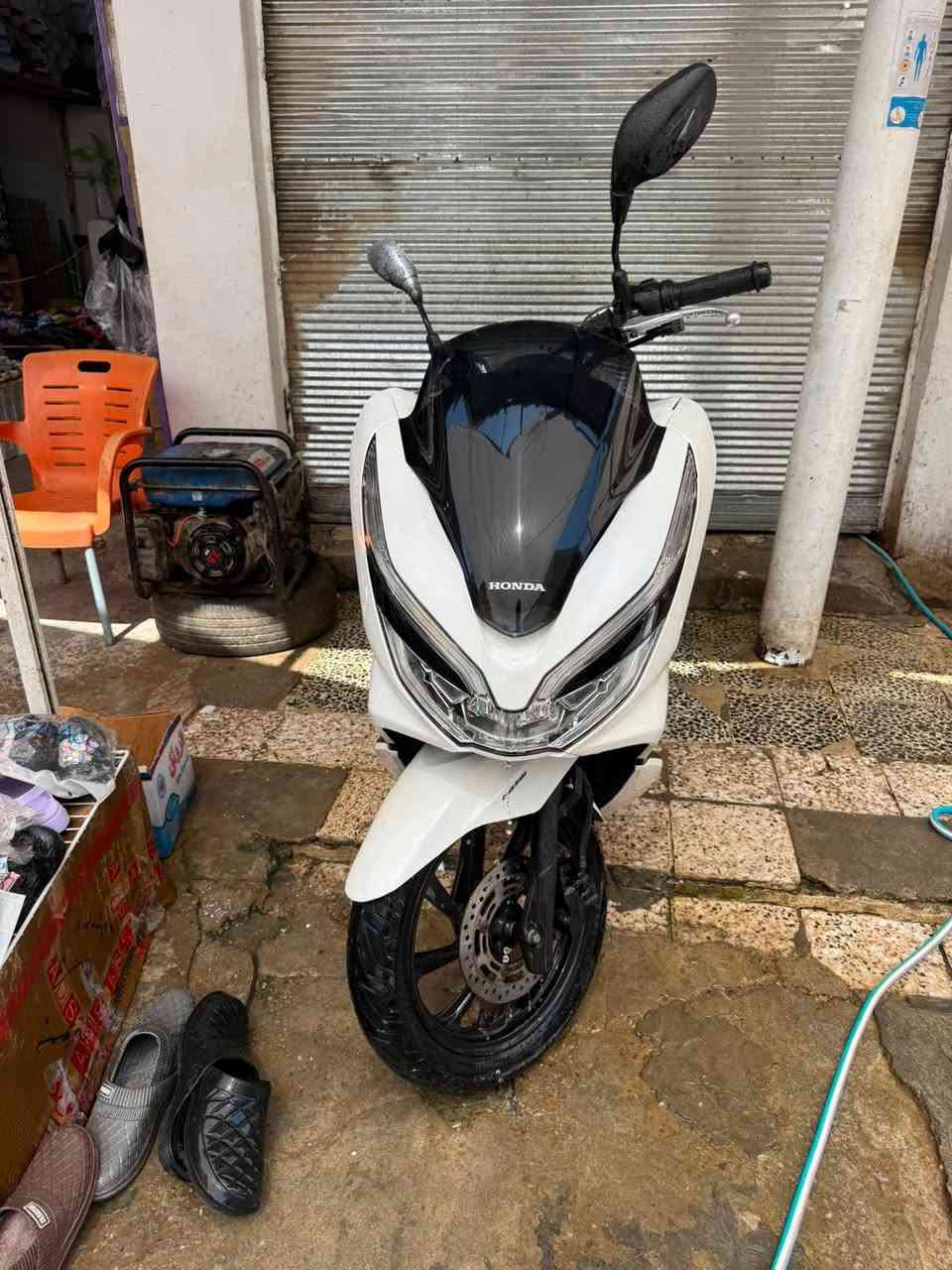 جيل رابع 150cc رمبه مصارلها شهرين ماشيه 27 دراجه خير من الله بلاديه كلشي ممفتوح بيها للاستفسار ***********
