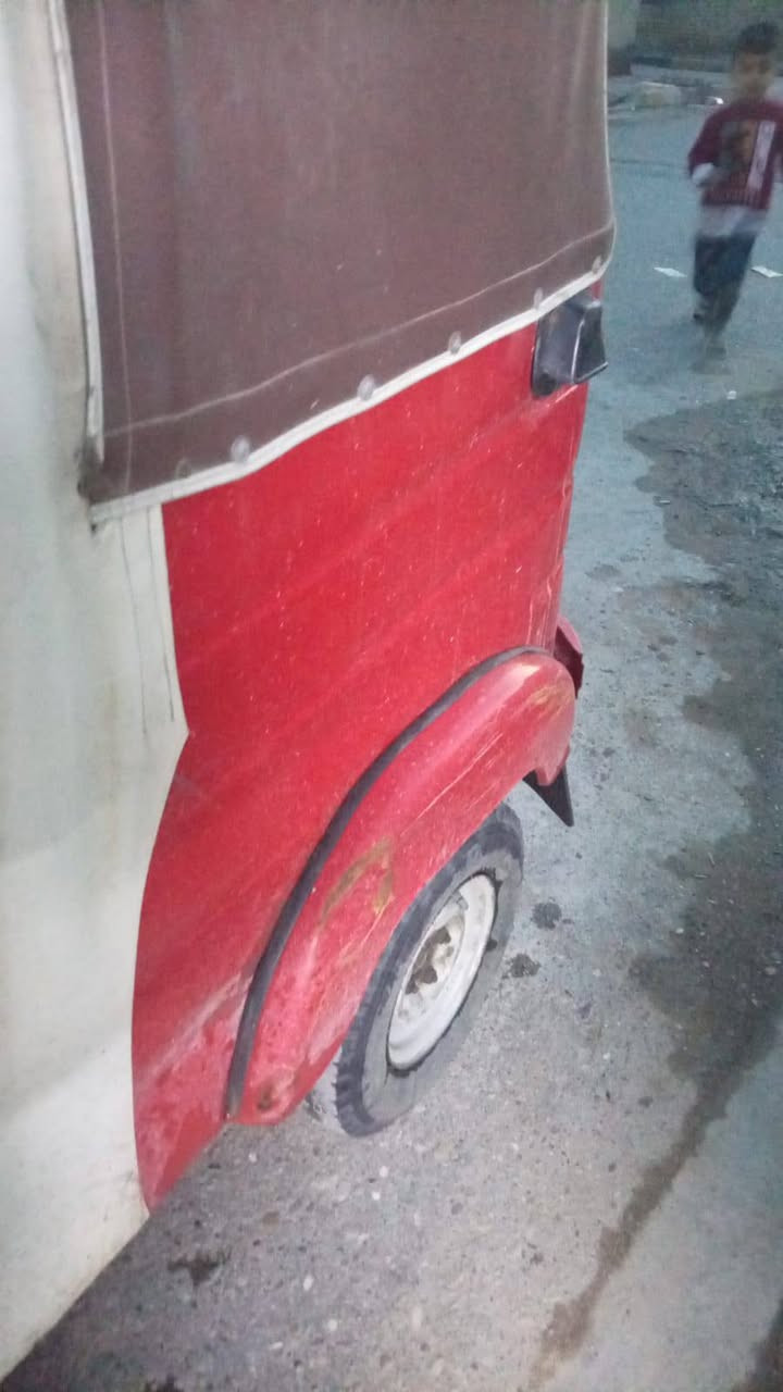 السلام عليكم تتكتك للبيع 18شهر 3 رقم كربلاء تحويل مباشر كامله كله جديد فقط يرادلهه جادر شويه ترتيب مكان بغداد الحسينيه سعر 4 وبيها مجال للستفسار*********** اليريده يتصل ما ارد عل خاص
